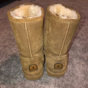 Chestnut BearPaw boots